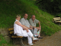 Pause am Philosophengrtchen (Birgit, Peter, Willi)